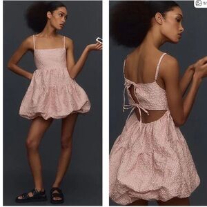 Elegant Pink Textured Dress